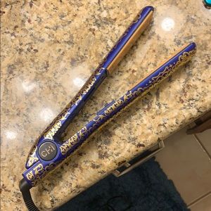 CHI straightener